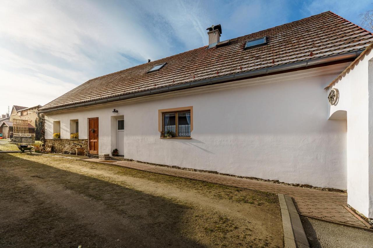 Prizemi Vesnicke Usedlosti - Cozy Village Homestead Vidov Exteriör bild